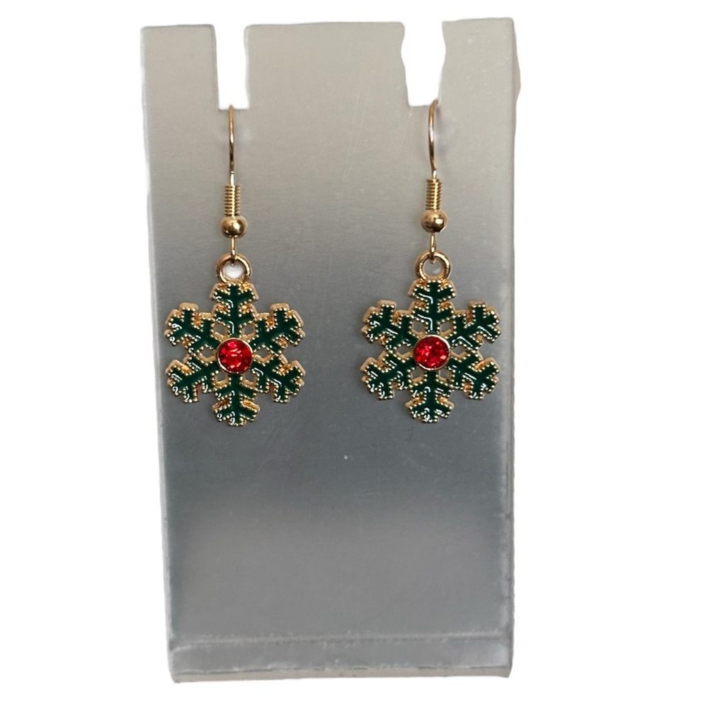⭐️3/$15⭐️ Christmas NWOT Cute Dangly Earrings - Picture 3 of 4